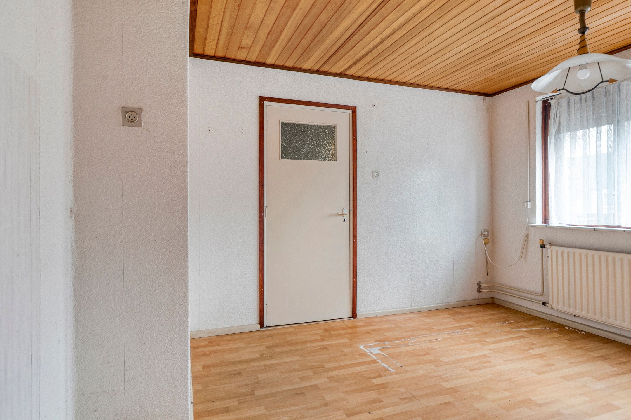 Photo 24 of Van den Houtstraat 12