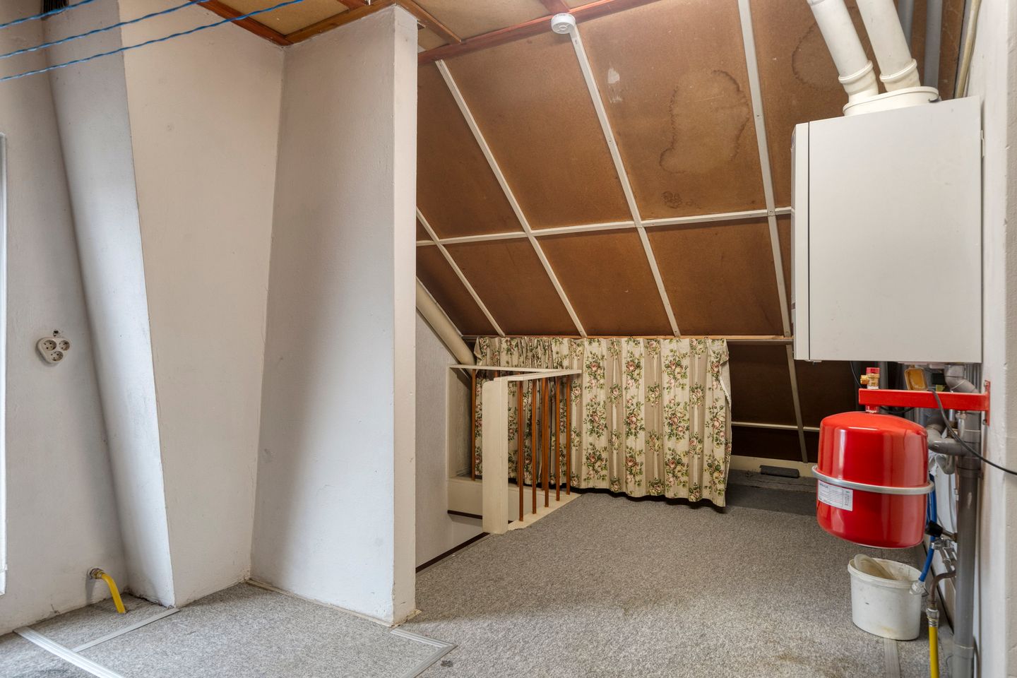 Photo 29 of Van den Houtstraat 12