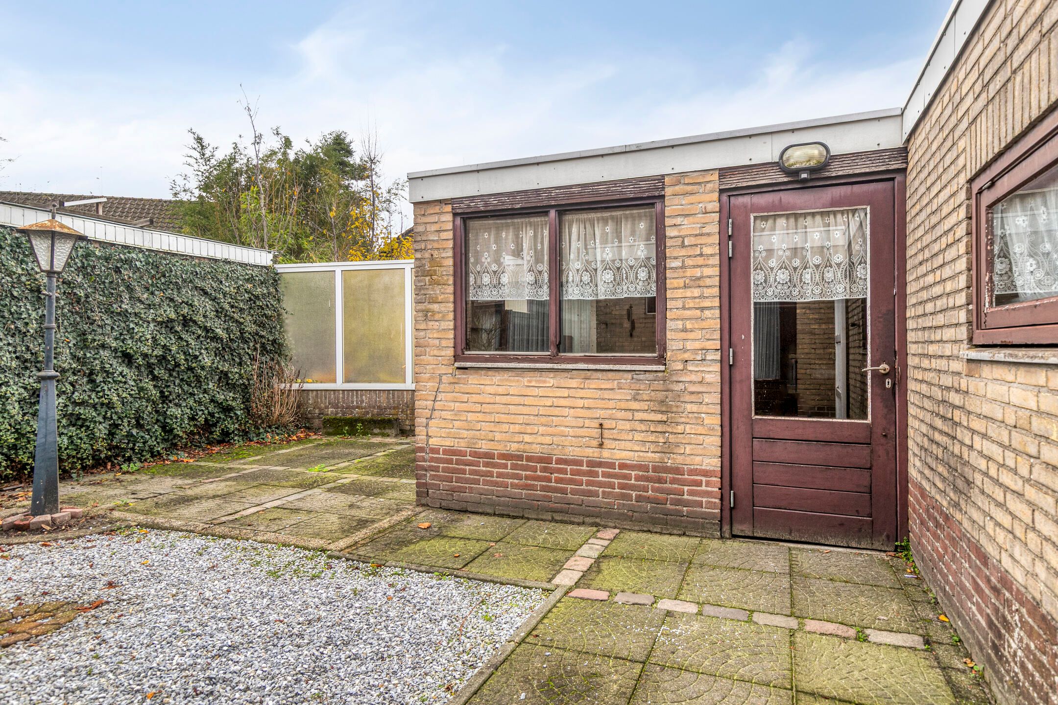 Photo 33 of Van den Houtstraat 12