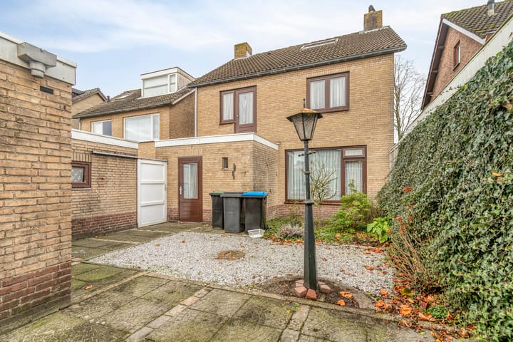 Foto 34 van Van den Houtstraat 12