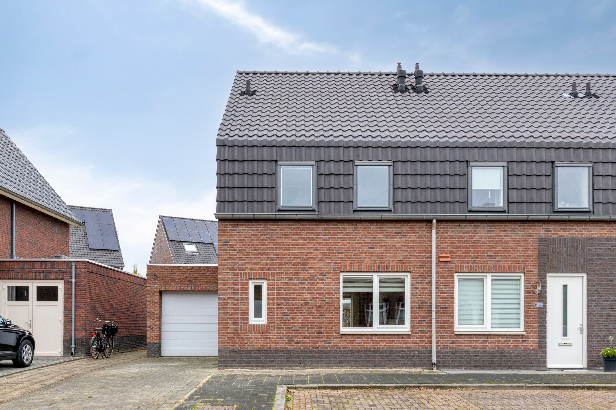 Photo 6 of Afhangweg 8-F