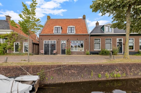 Eastein 5 tertiary image