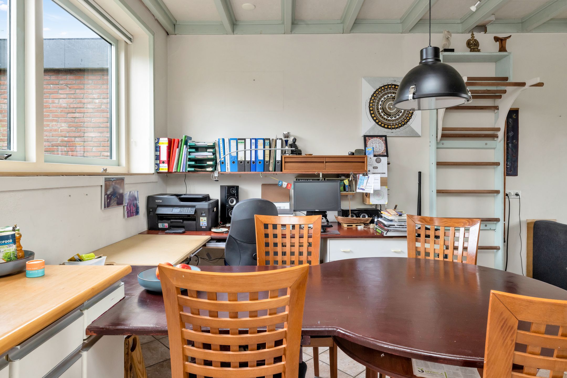 Photo 30 of Eastein 5