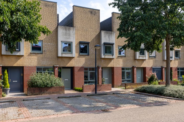 Hof van Parijs 82 main image