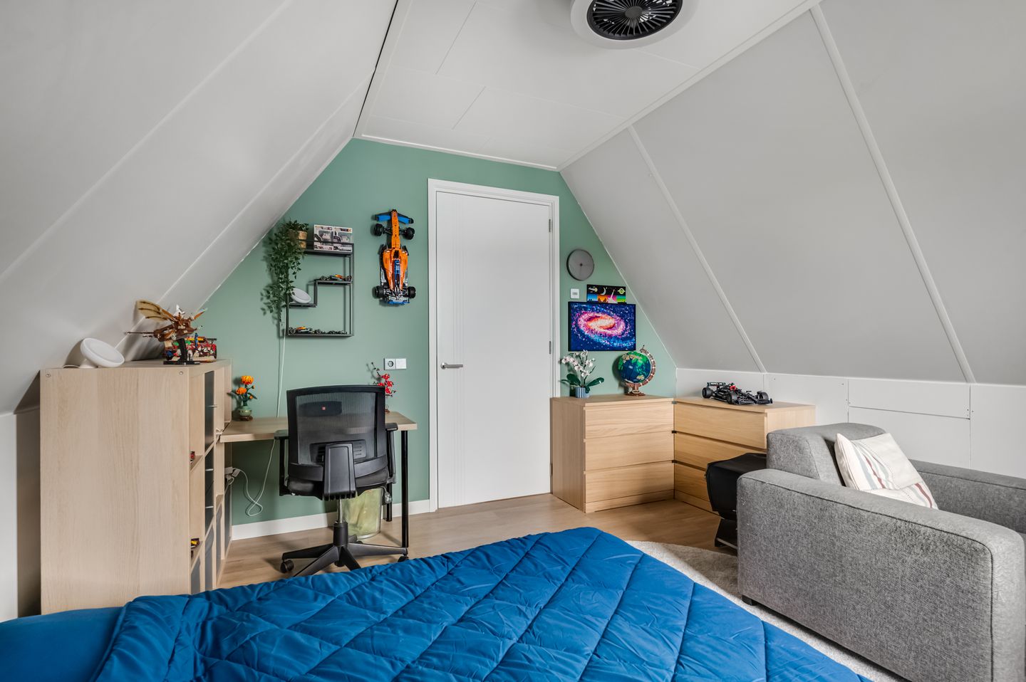 Foto 35 van Gebroeders van Steenbergenplantsoen 21