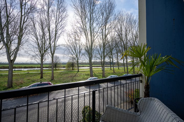 Photo 3 of Albaststraat 37