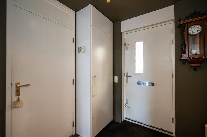 Photo 6 of Albaststraat 37