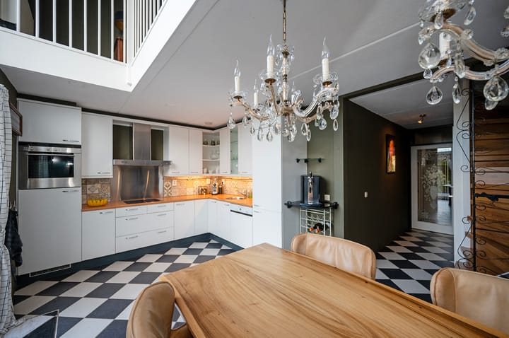 Photo 10 of Albaststraat 37