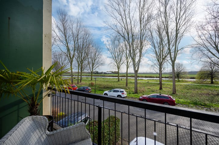 Photo 22 of Albaststraat 37