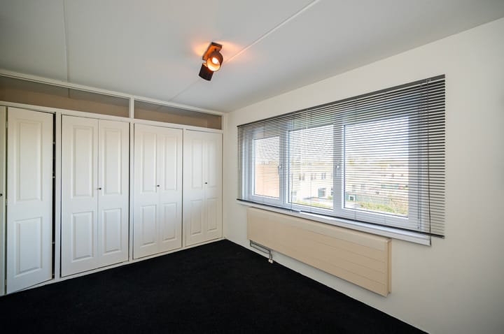 Photo 27 of Albaststraat 37