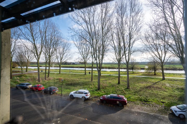 Photo 32 of Albaststraat 37