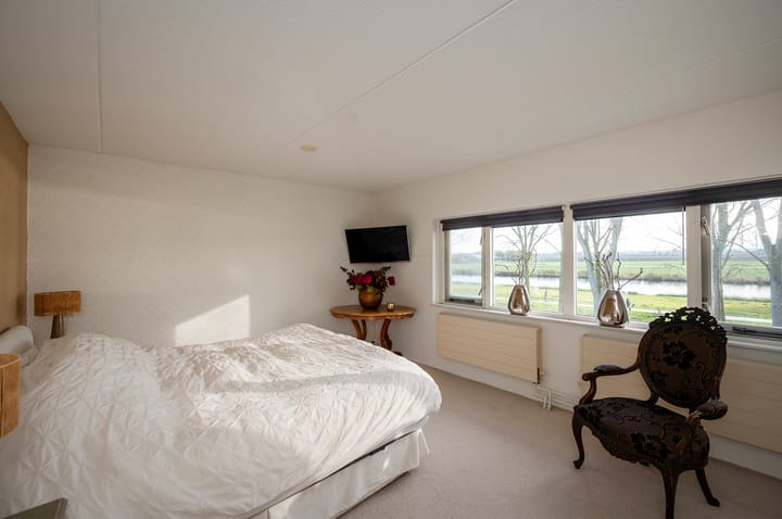 Photo 33 of Albaststraat 37