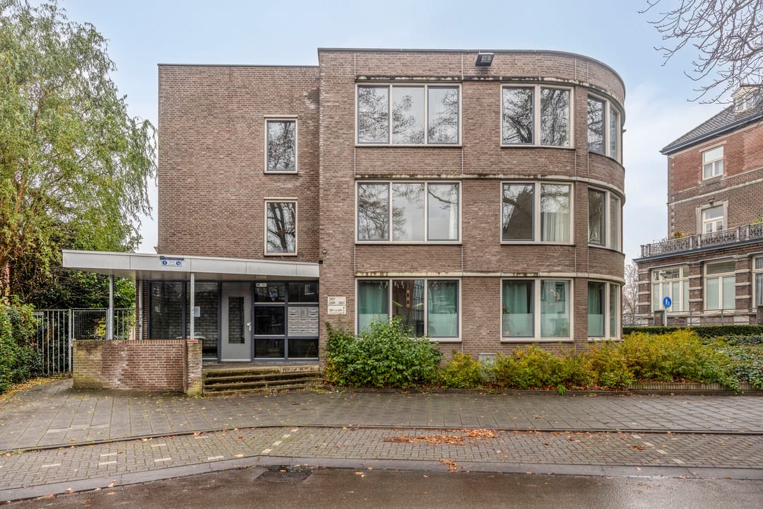 Photo 1 of Professor Pieter Willemsstraat 26-C