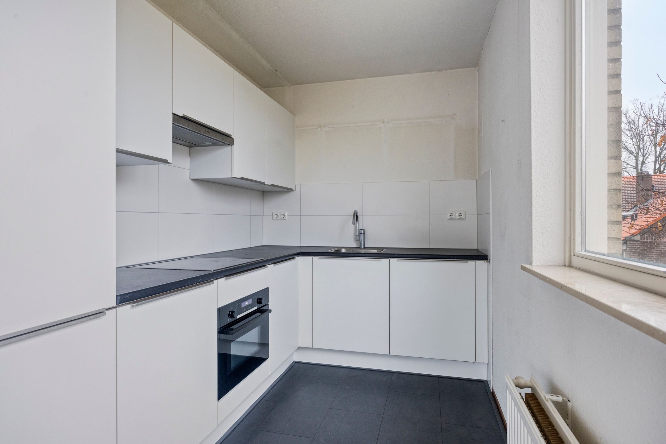 Photo 9 of Professor Pieter Willemsstraat 26-C