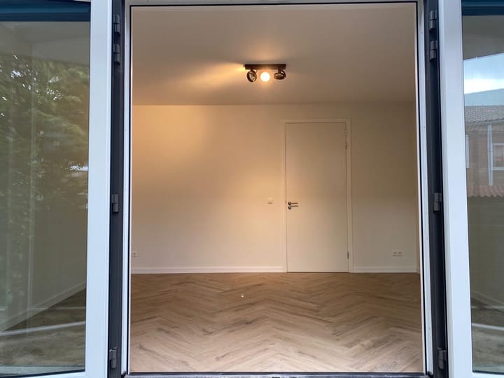 Foto 11 van Kruisweg 943-C