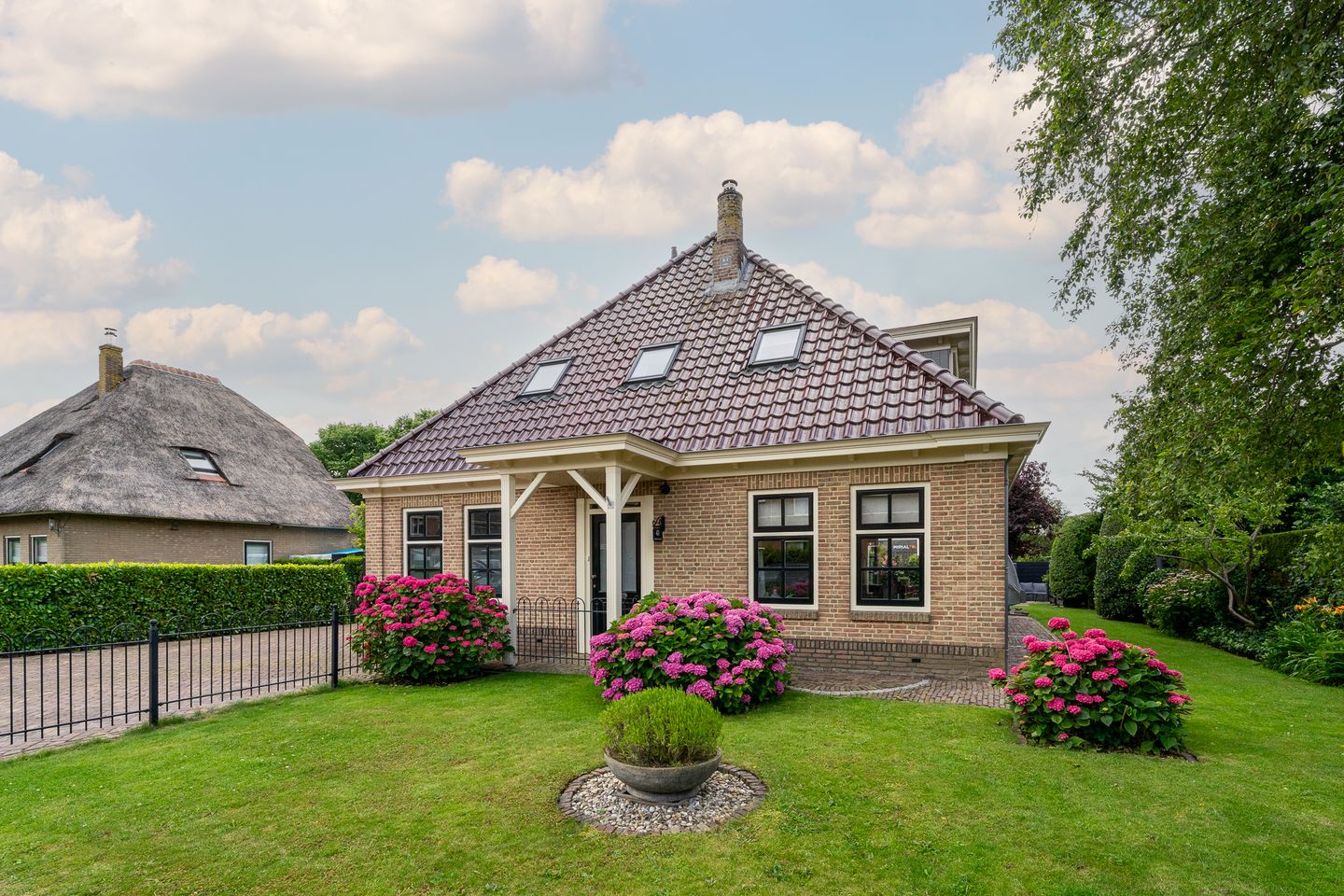 Photo 5 of Burgemeester Honijkstr 41