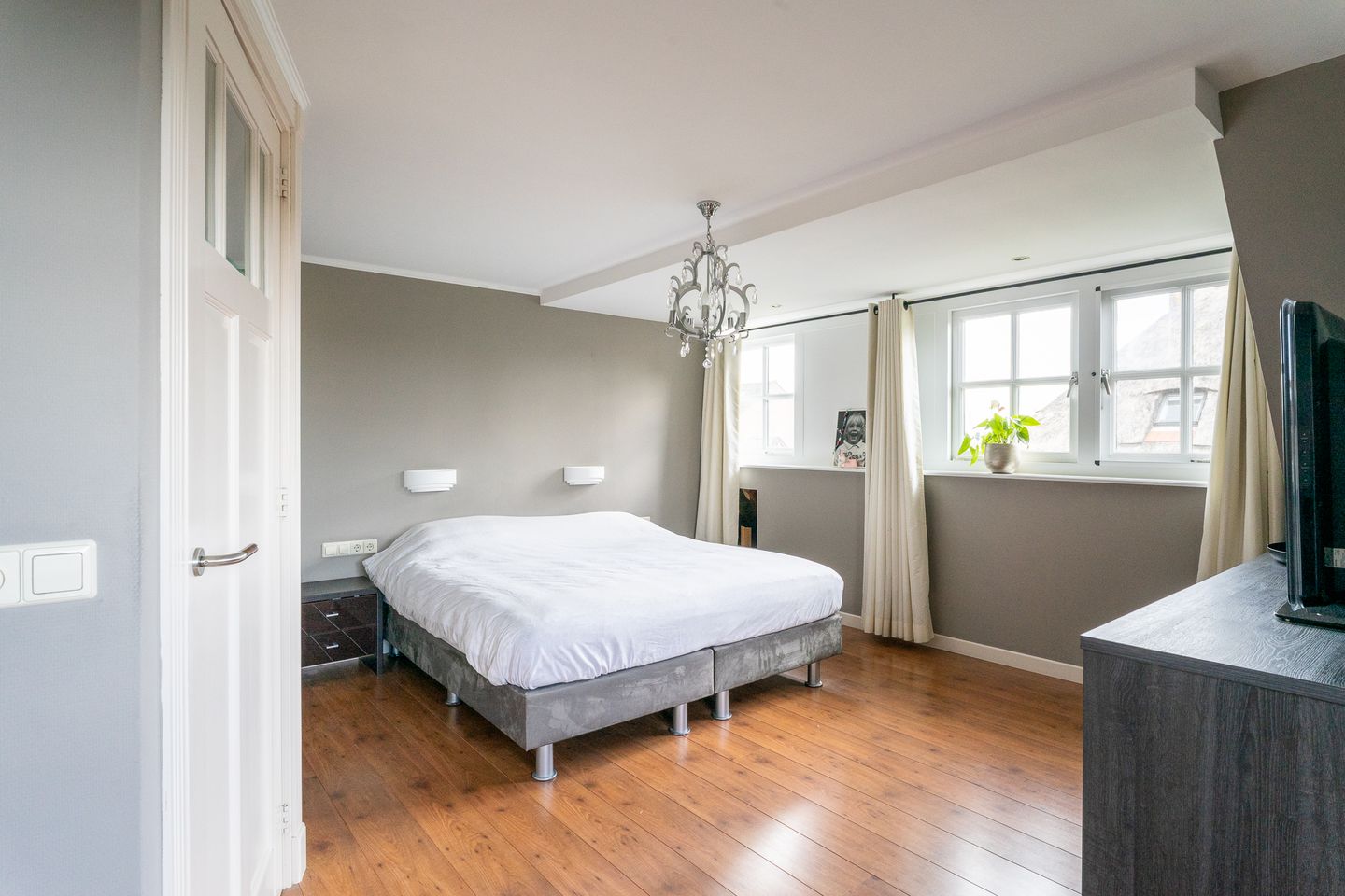 Photo 20 of Burgemeester Honijkstr 41