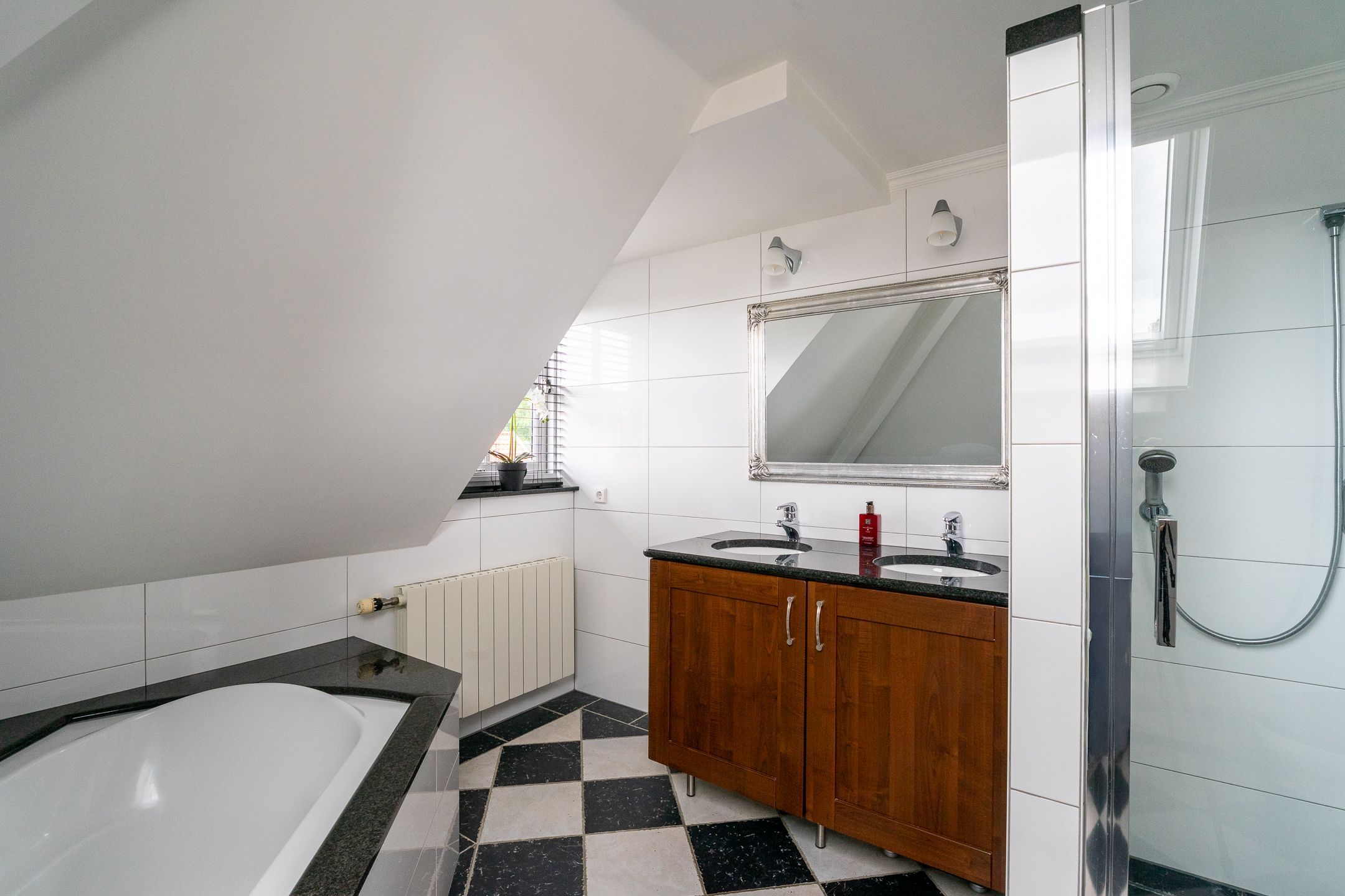 Photo 27 of Burgemeester Honijkstr 41