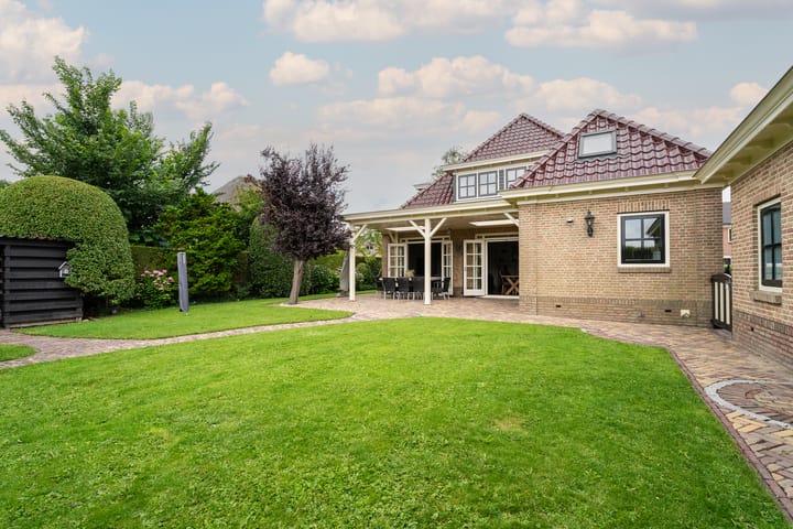 Foto 37 van Burgemeester Honijkstr 41