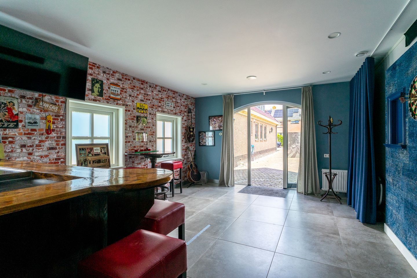 Photo 40 of Burgemeester Honijkstr 41