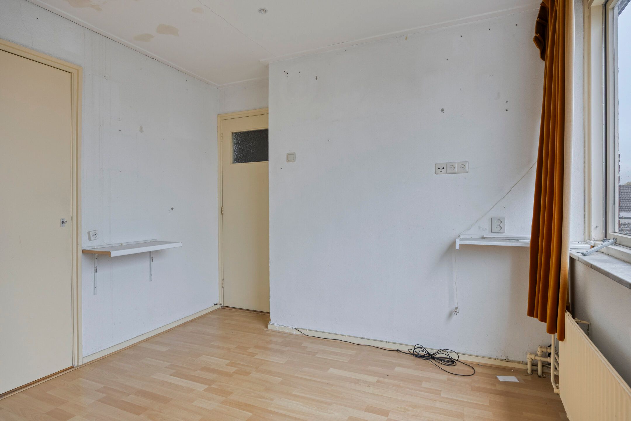 Photo 15 of Eikenstraat 8