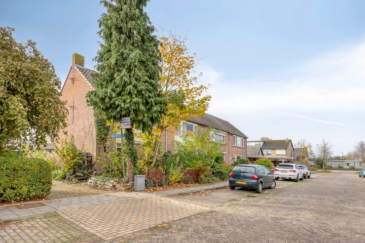 Foto 44 van Eikenstraat 8