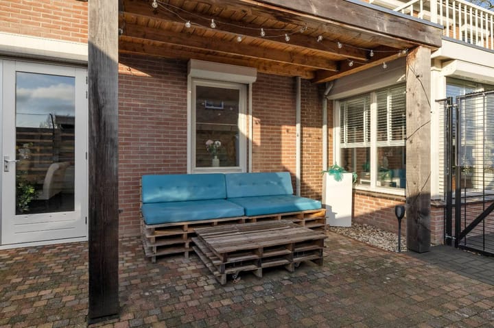 Photo 43 of Oosterstraat 42