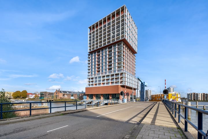 Foto 19 van Piekstraat 335