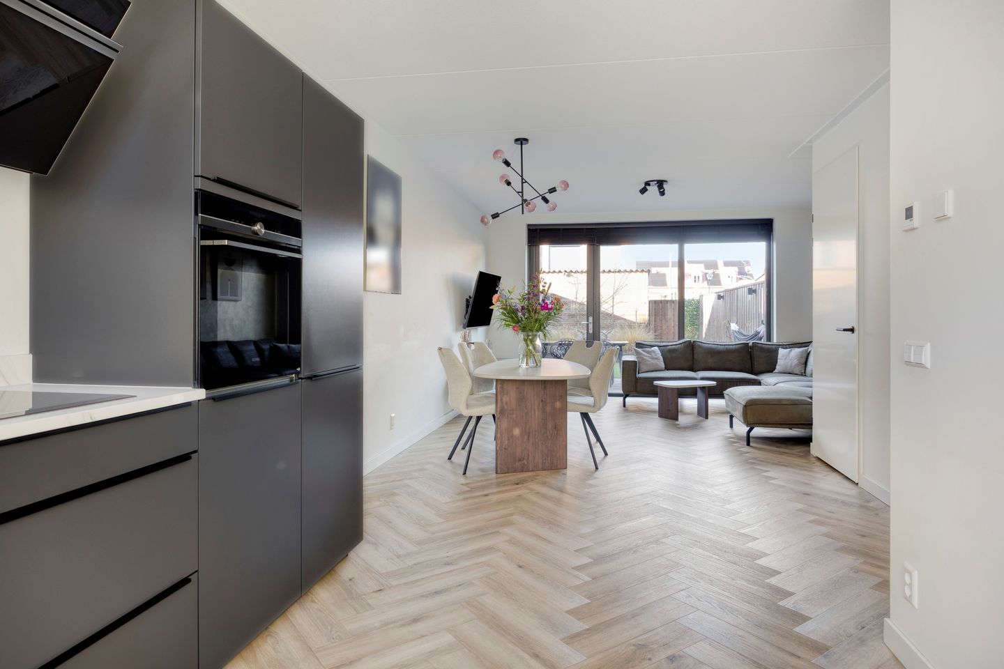 Foto 5 van Meerval 12