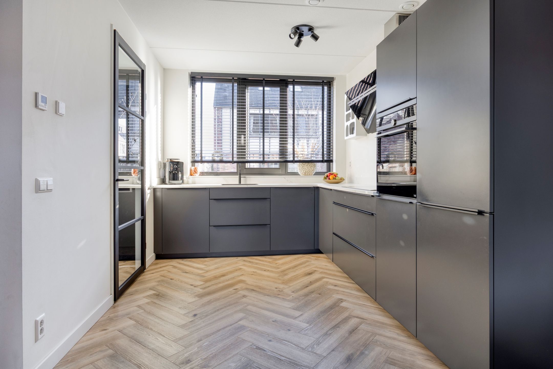 Foto 6 van Meerval 12