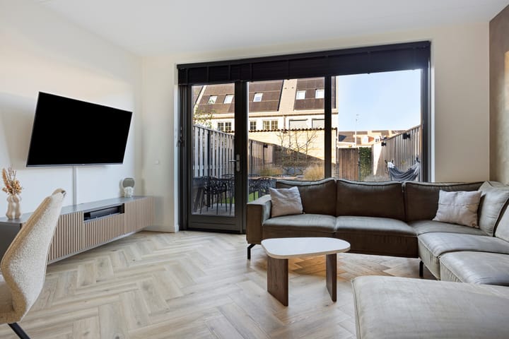 Photo 10 of Meerval 12