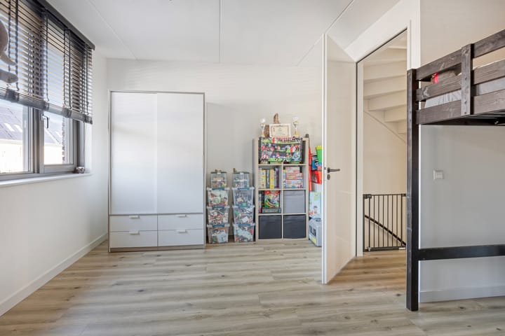 Photo 18 of Meerval 12