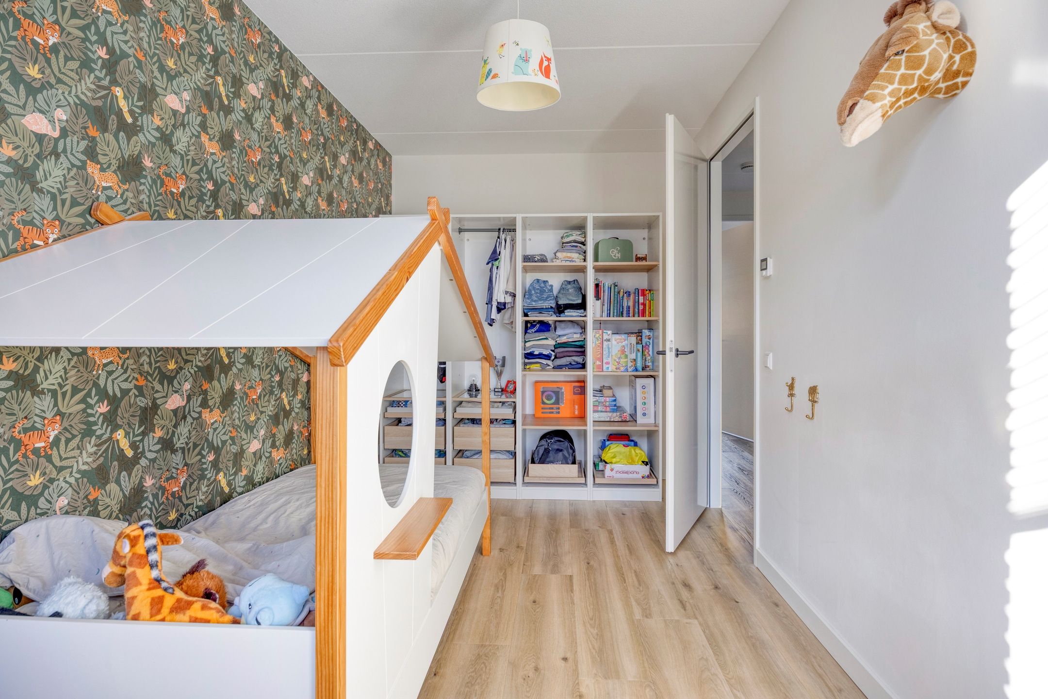 Foto 24 van Meerval 12