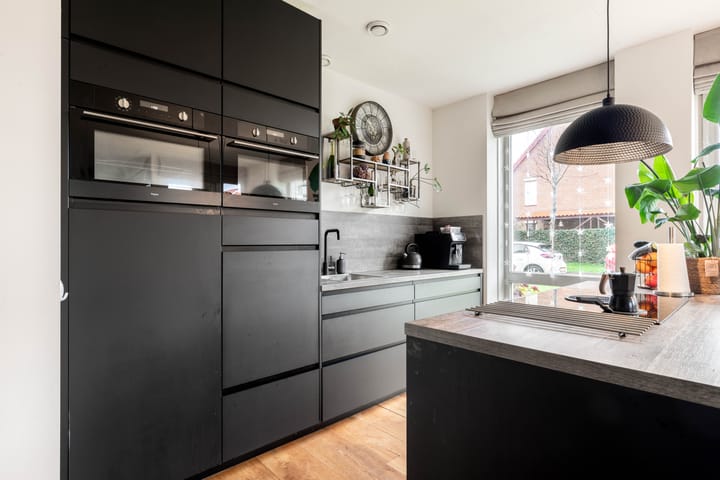 Foto 14 van L.A. Braakstraat 13