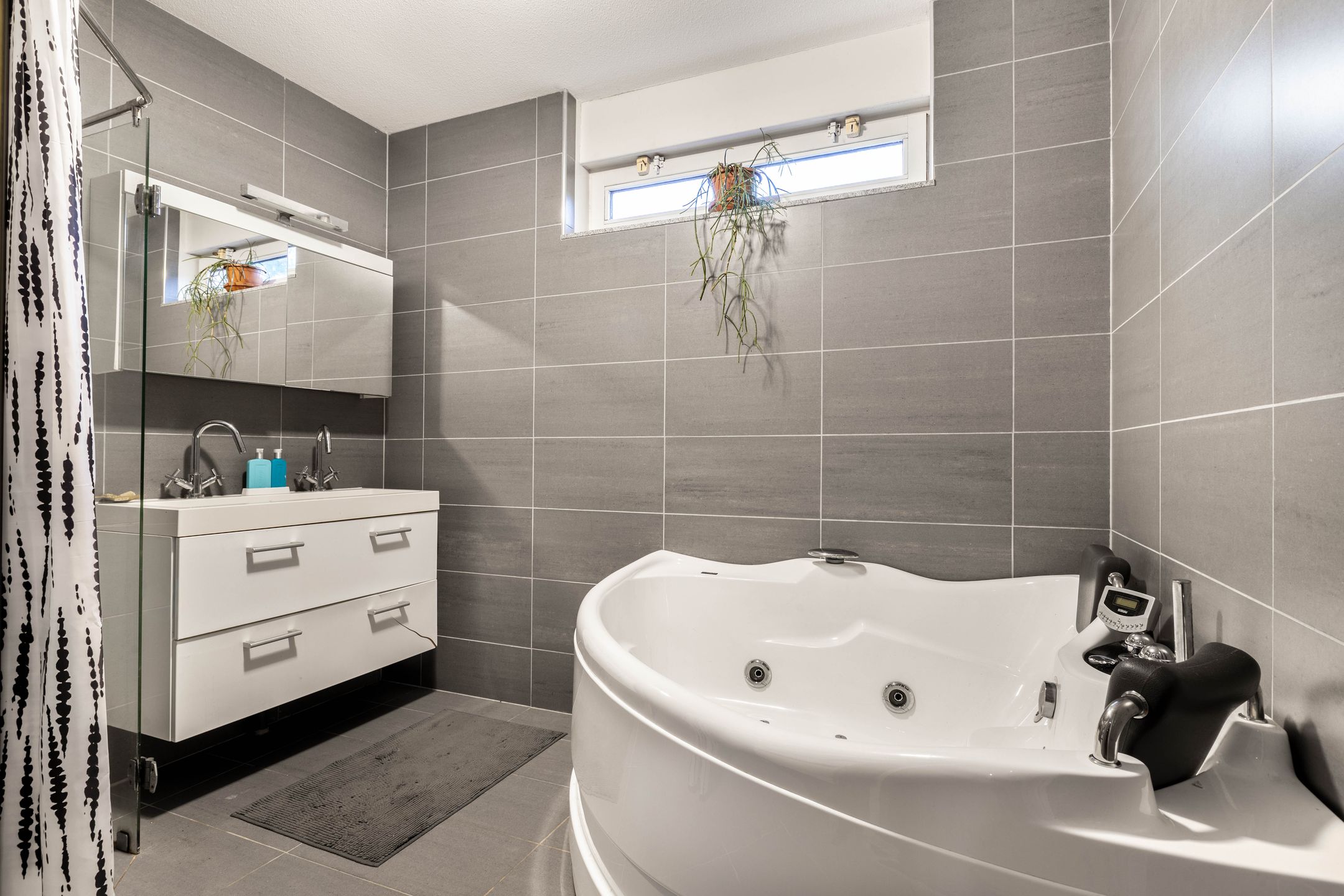 Foto 24 van L.A. Braakstraat 13