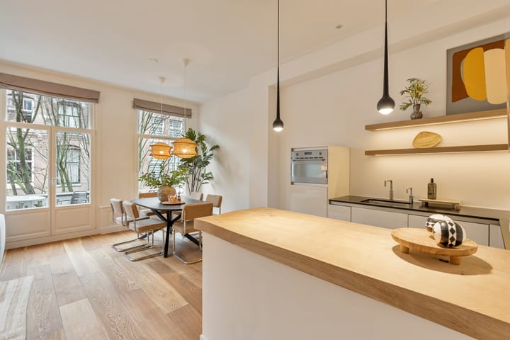 Photo 2 of Nicolaas Maesstraat 80-2