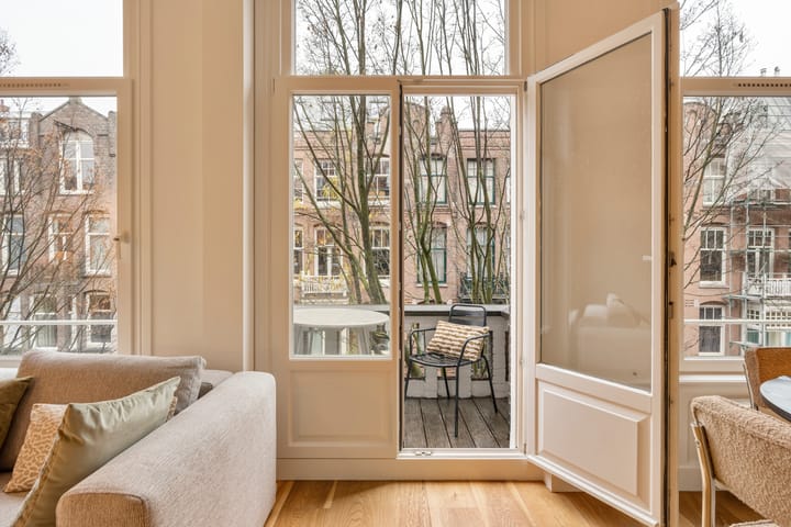 Photo 12 of Nicolaas Maesstraat 80-2