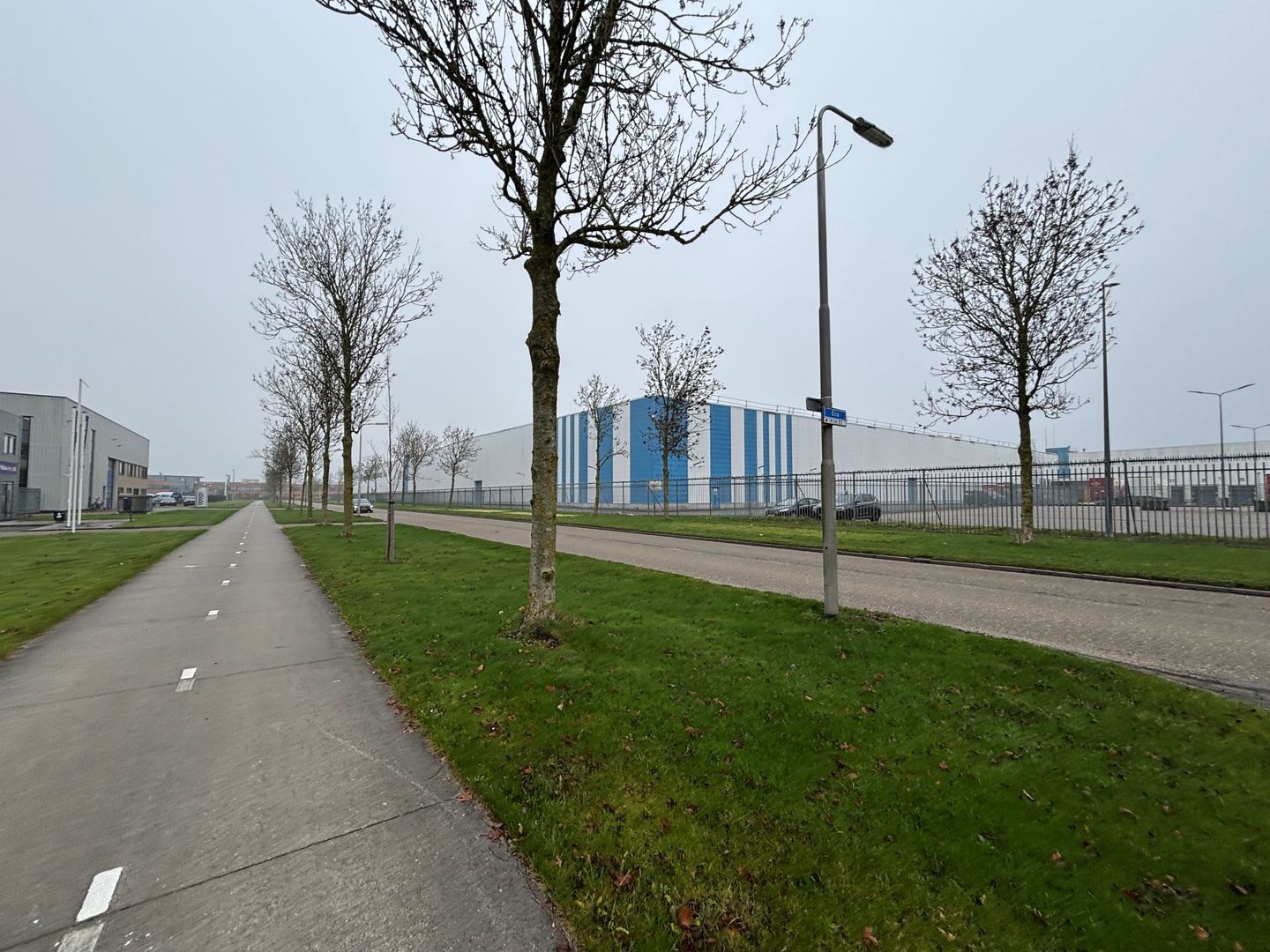 View photo 4 of Ecu 37