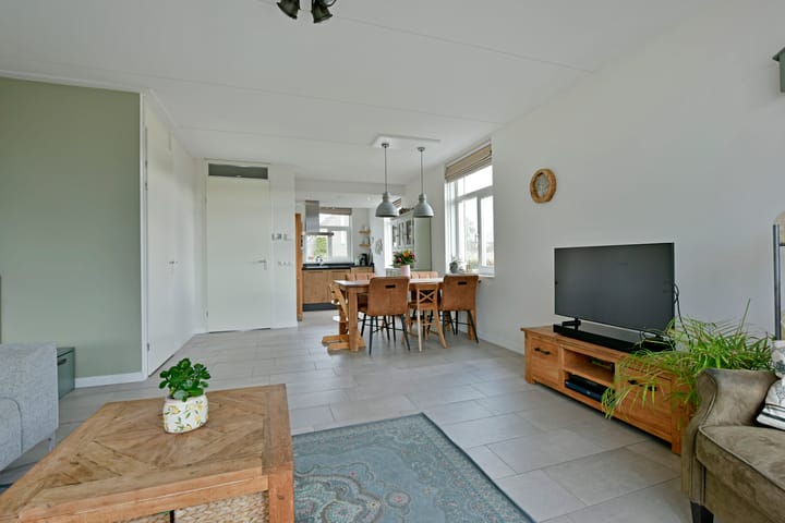 Photo 4 of Liguster 18