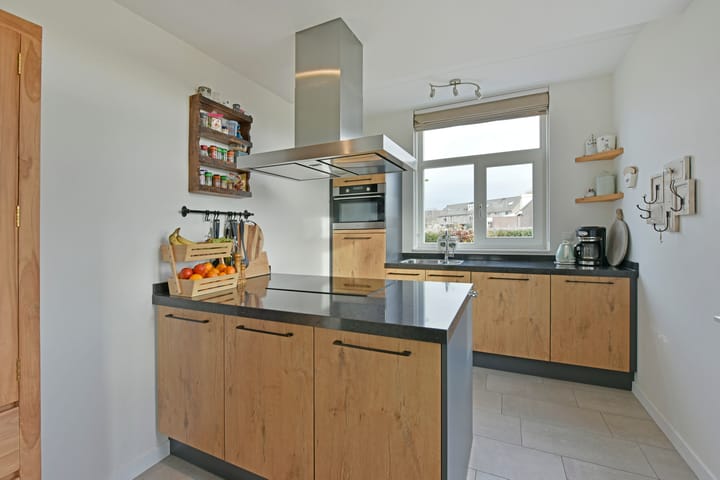 Photo 5 of Liguster 18