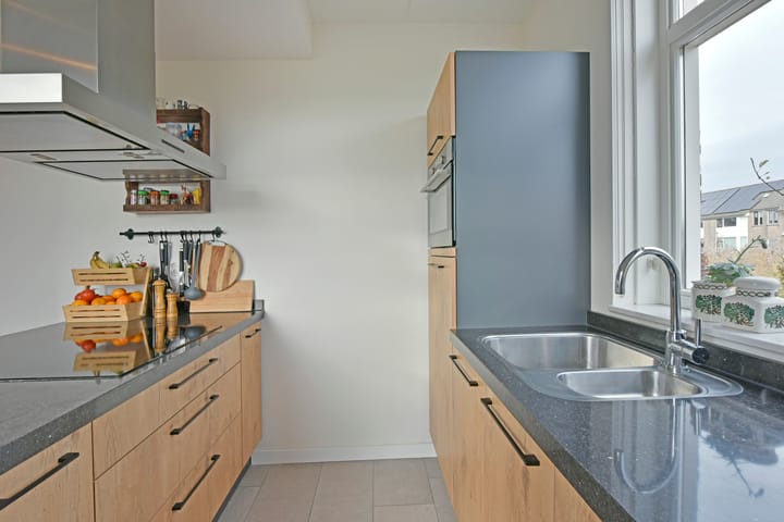 Photo 6 of Liguster 18