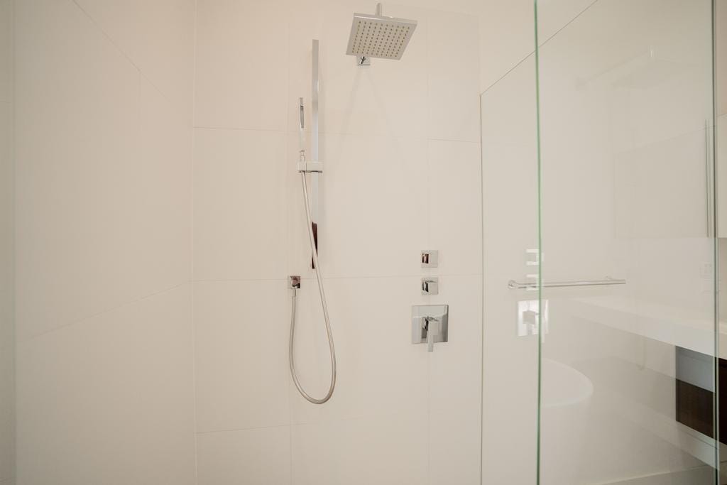 Photo 37 of Frans van Mierisstraat 69-2