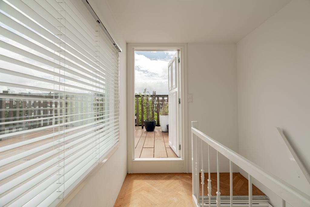 Photo 41 of Frans van Mierisstraat 69-2