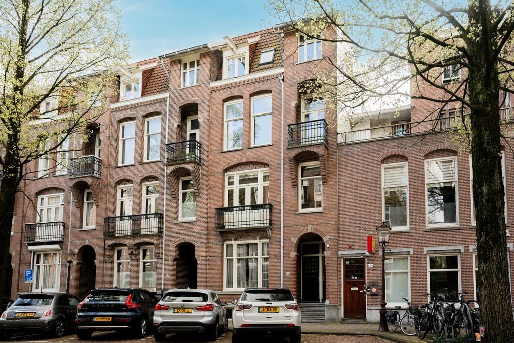 Photo 50 of Frans van Mierisstraat 69-2