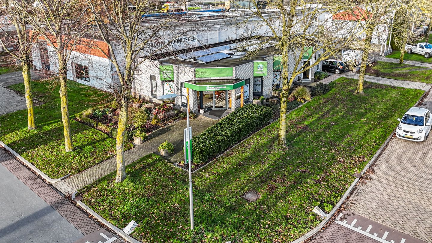 Bekijk foto 1 van Ds. Bleekerstraat 7