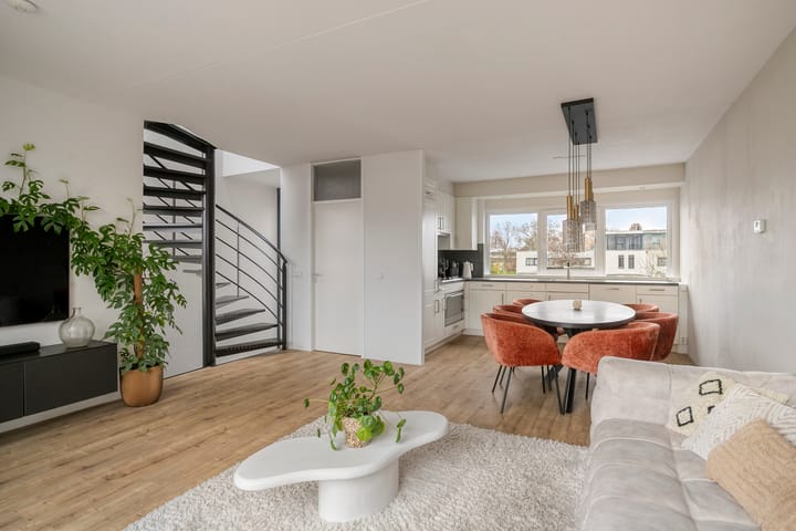 Photo 3 of De Beurs 58