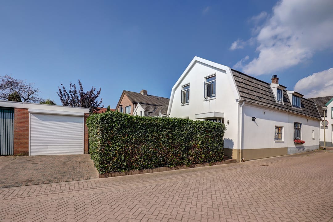 Foto 8 van Elzenstraat 2