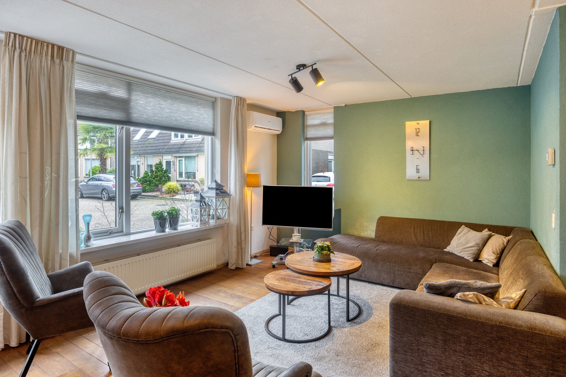 Foto 6 van Van Apeldoornshof 4