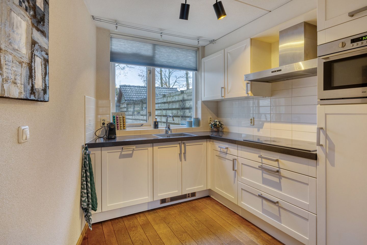 Foto 10 van Van Apeldoornshof 4