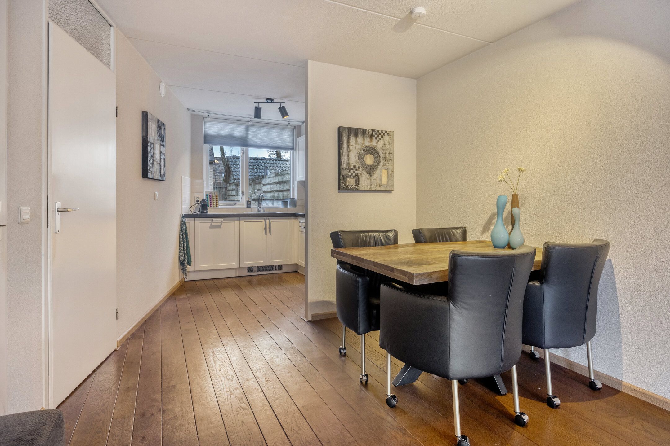 Foto 9 van Van Apeldoornshof 4